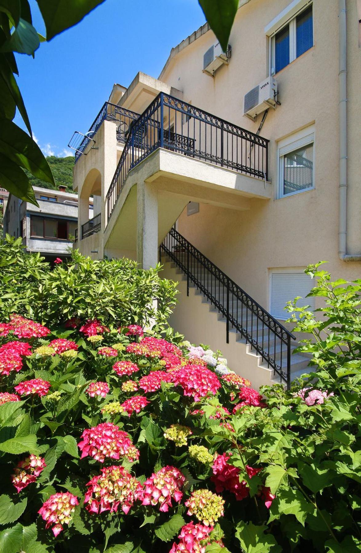 Apartments Raicevic Budva Exterior photo