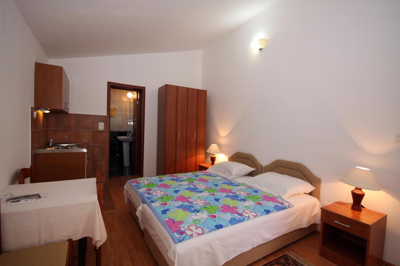 Apartments Raicevic Budva Room photo